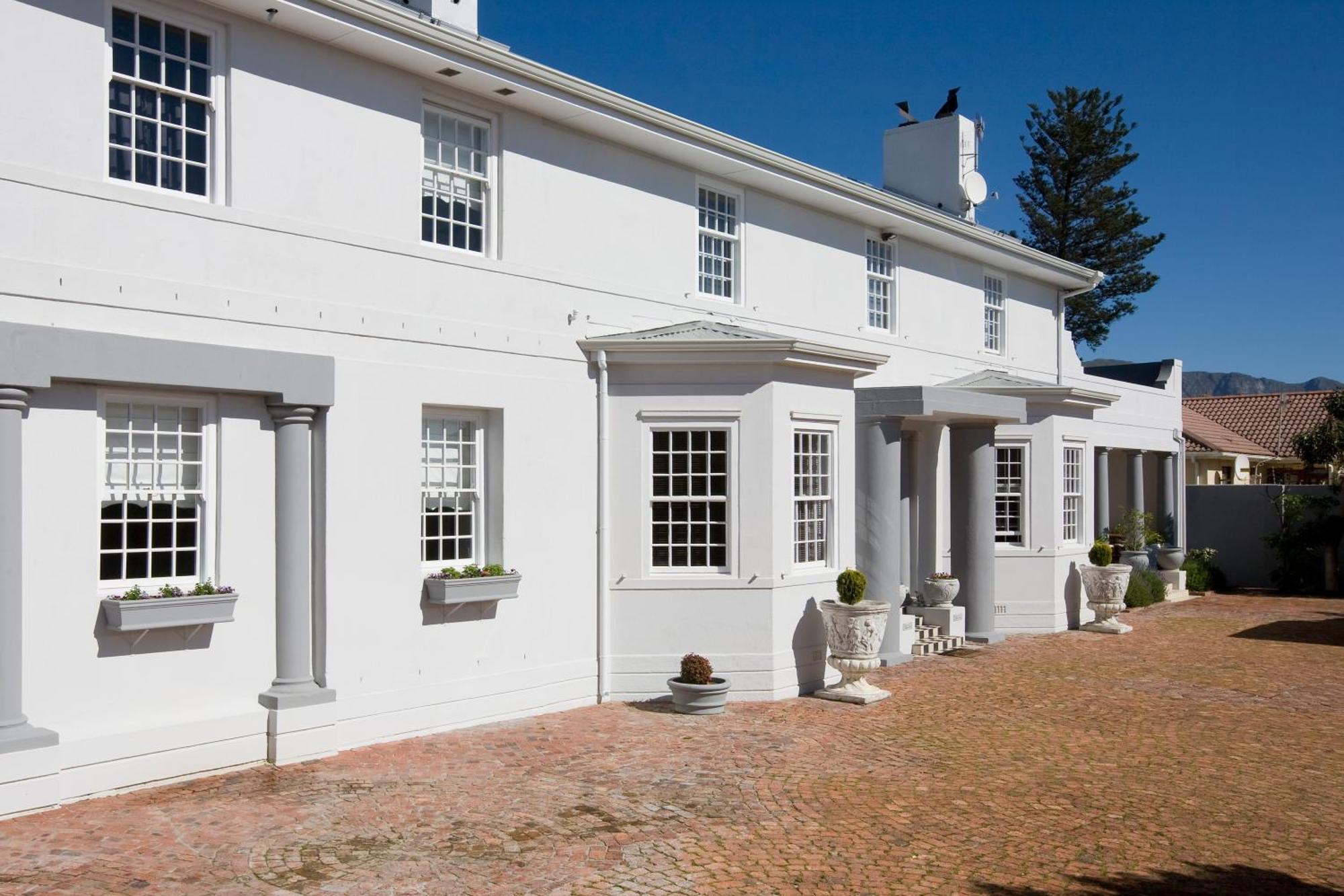 Capeblue Manor House Hotel Muizenberg Exterior photo